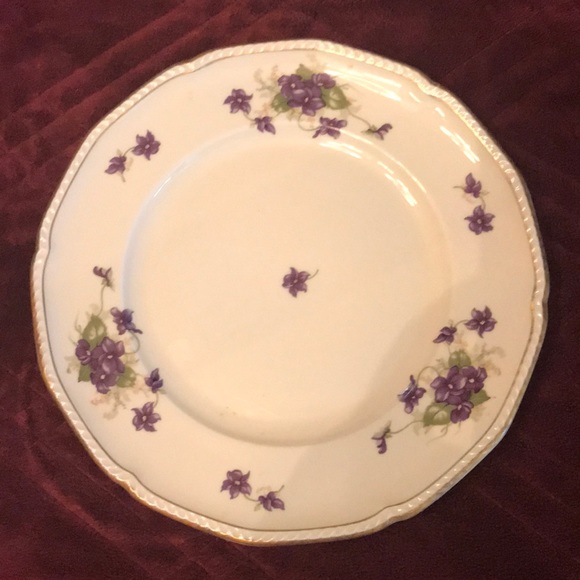 1 Royal Tettau Salad Plates - Picture 1 of 6